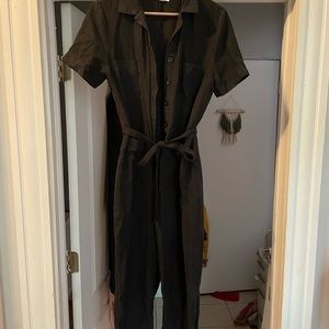 Trandlands black jumpsuit size small